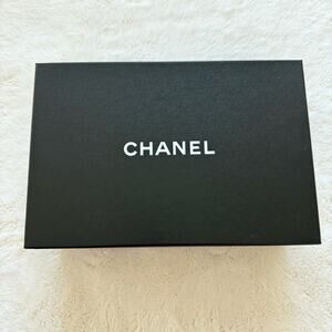 CHANEL women shoe box Authentic